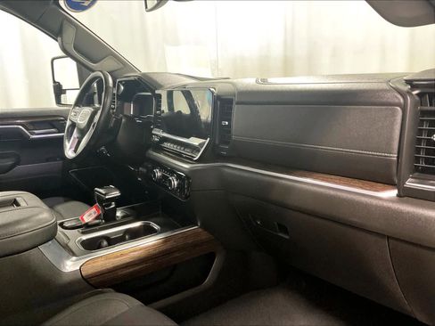 Used 2022 GMC Sierra 1500 Elevation w/ X31 Off-Road Package image 14