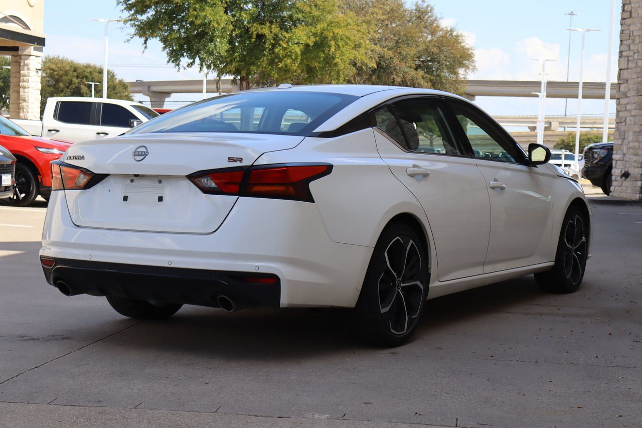Used 2024 Nissan Altima 2.5 SR FWD image 3