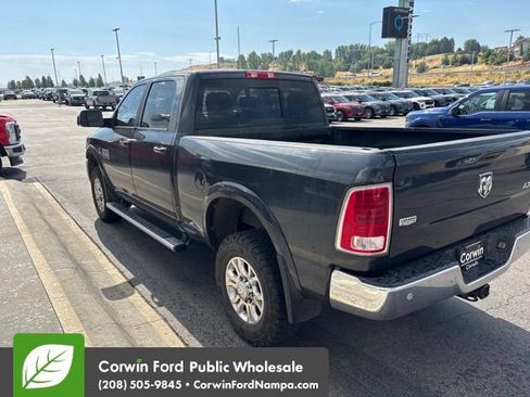 Used 2018 RAM 2500 Laramie w/ Convenience Group AWD/4WD image 10