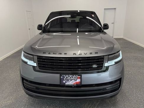 Used 2023 Land Rover Range Rover SE image 11