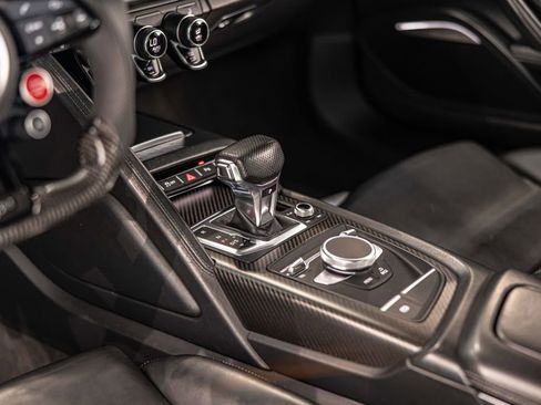 Used 2017 Audi R8 V10 plus image 18