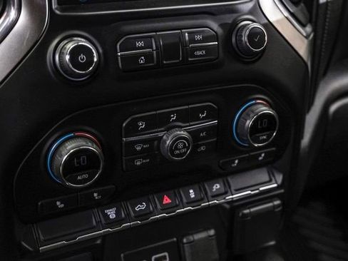 Used 2022 Chevrolet Silverado 3500 LT w/ Convenience Package image 20