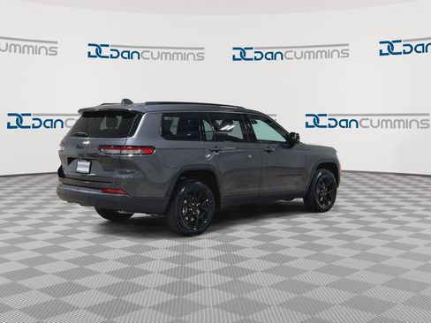 New 2026 Jeep Grand Cherokee L 4WD image 9