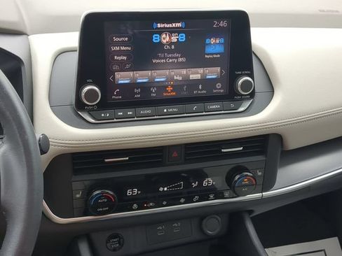Certified 2024 Nissan Rogue SV w/ SV Premium Package FWD image 22
