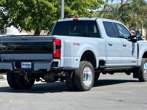 New 2026 Ford F450 Platinum w/ FX4 Off-Road Package image 4