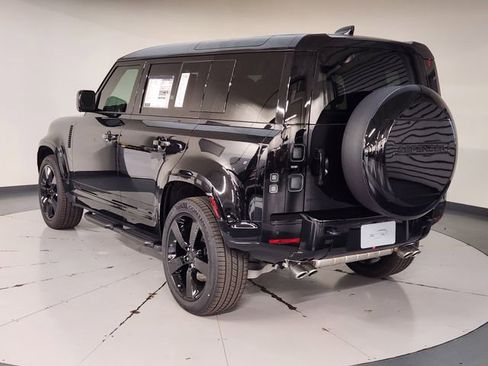 New 2026 Land Rover Defender 110 V8 AWD/4WD image 6