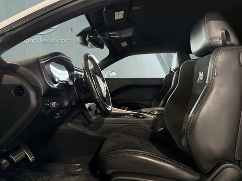 Used 2019 Dodge Challenger R/T Scat Pack w/ Shaker Package image 9