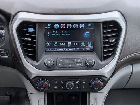 Used 2019 GMC Acadia SLT image 17