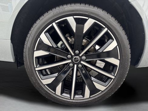 Used 2026 Volvo XC60 B5 Ultra w/ Protection Package Premier AWD/4WD image 33