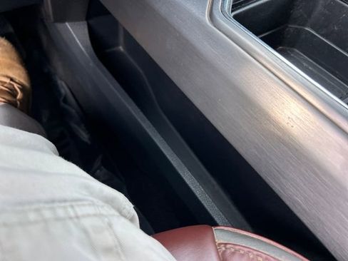 Used 2022 Ford F450 Platinum w/ FX4 Off-Road Package image 21