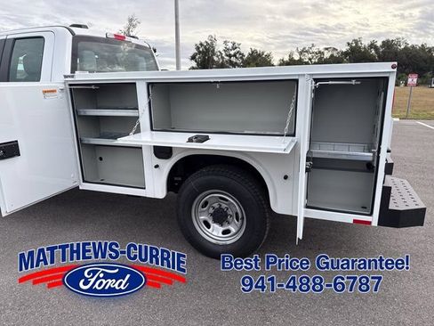New 2026 Ford F250 XL w/ XL Chrome Package RWD image 13