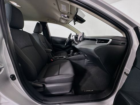 Used 2024 Toyota Corolla LE FWD image 29
