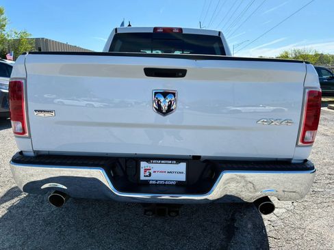 Used 2018 RAM 1500 Laramie AWD/4WD image 8