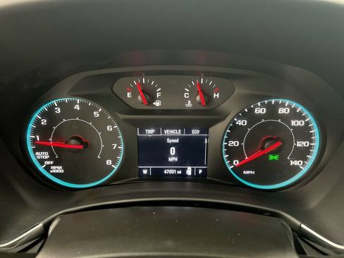 Used 2022 Chevrolet Equinox LS FWD image 12