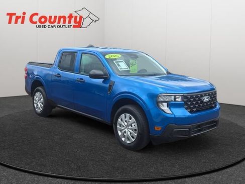 Used 2025 Ford Maverick XL w/ 4K Tow Package AWD/4WD image 1