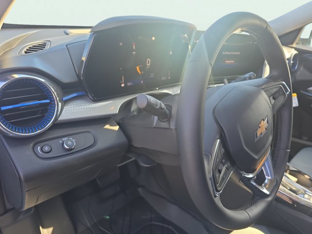 Used 2026 Chevrolet Trax LT w/ Driver Confidence Package FWD image 27