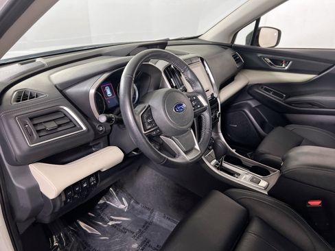 Used 2022 Subaru Ascent Limited w/ Technology Package image 9