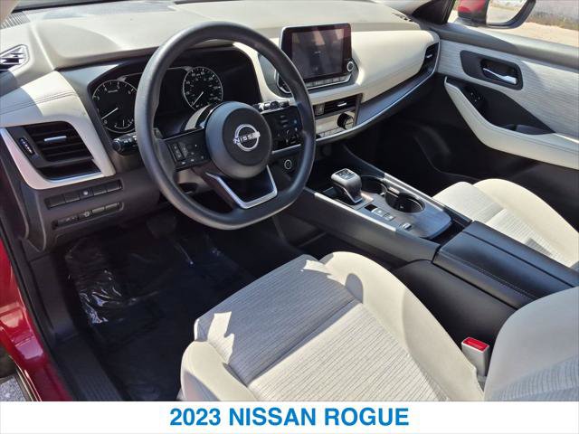 Used 2023 Nissan Rogue SV FWD image 14
