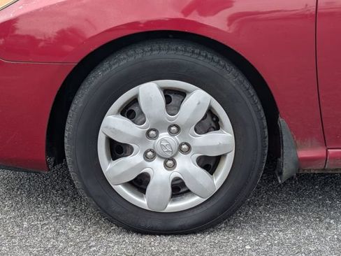 Used 2007 Hyundai Elantra GLS FWD image 11