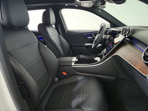 New 2026 Mercedes-Benz GLC 300 image 10