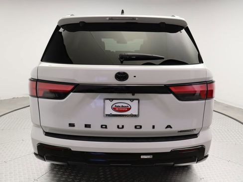 Certified 2025 Toyota Sequoia Platinum image 10
