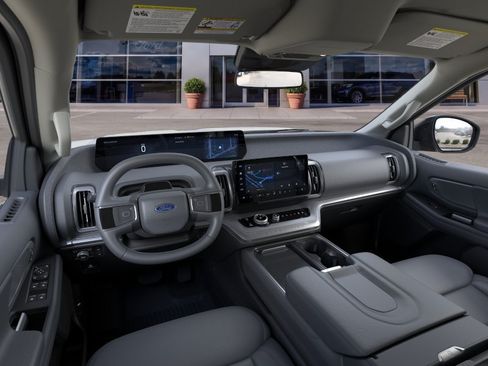 New 2026 Ford Expedition Active AWD/4WD image 9