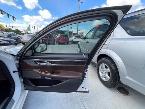 Used 2017 BMW 740i RWD image 16