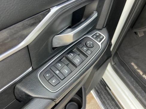 Used 2024 RAM 2500 Big Horn w/ Bed Utility Group image 15