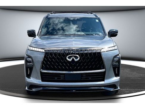 Used 2026 INFINITI QX80 4WD w/ Sport Exterior Package image 4