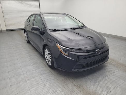 Used 2023 Toyota Corolla LE image 13