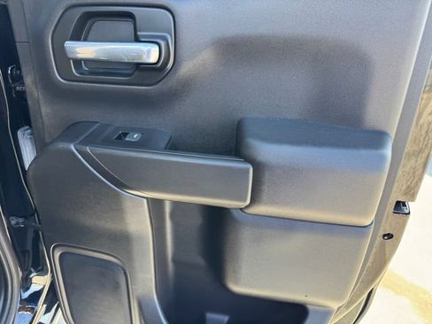 Certified 2021 Chevrolet Silverado 1500 Custom RWD image 10