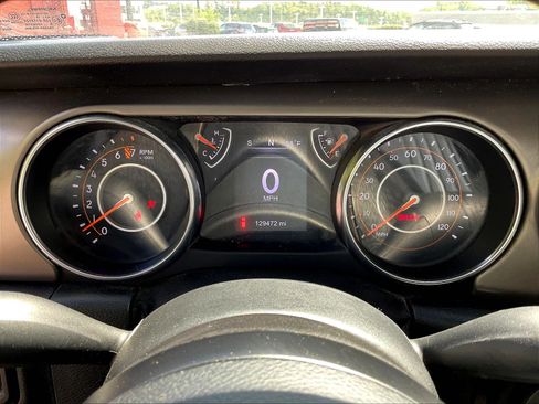 Used 2019 Jeep Wrangler Sport AWD/4WD image 14
