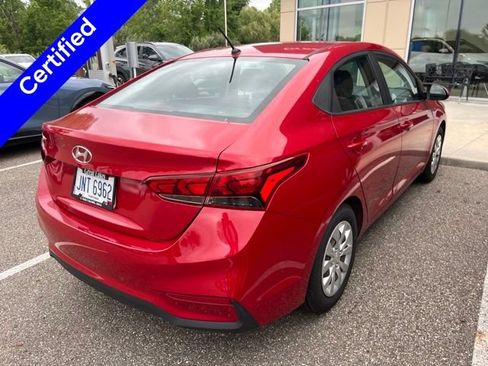 Used 2022 Hyundai Accent SE FWD image 14