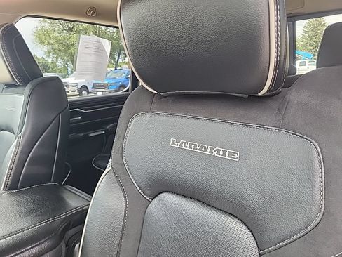 Used 2021 RAM 1500 Laramie AWD/4WD image 15