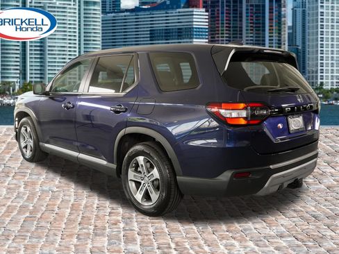 Certified 2023 Honda Pilot EX-L image 6
