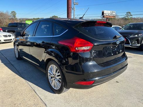 Used 2016 Ford Focus Titanium image 9
