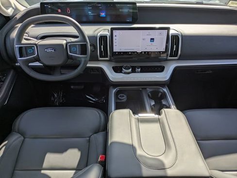 Certified 2026 Ford Expedition Max Active AWD/4WD image 15