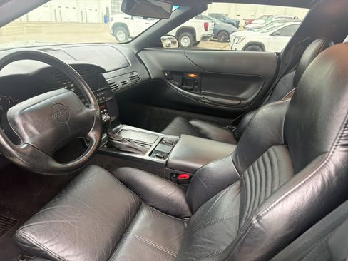 Used 1996 Chevrolet Corvette Coupe RWD image 13
