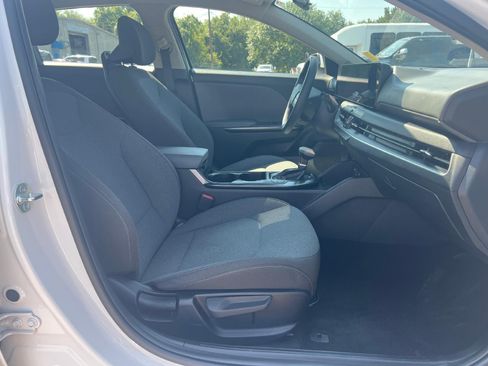 Used 2025 Kia K4 FWD image 8