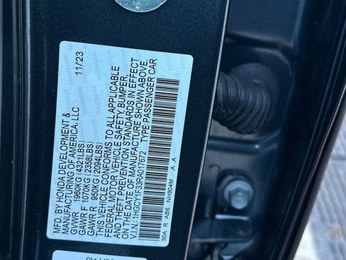 Certified 2024 Honda Accord EX image 30