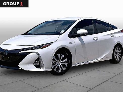 Used 2021 Toyota Prius Prime Limited FWD image 1