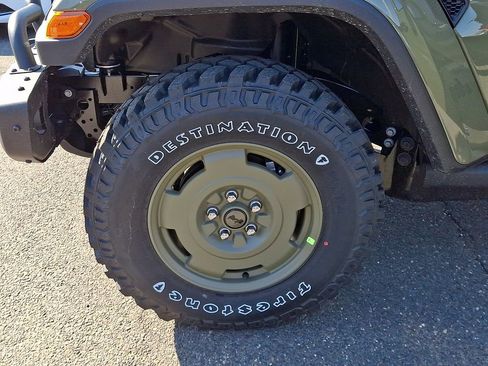 New 2026 Jeep Gladiator Sport image 19