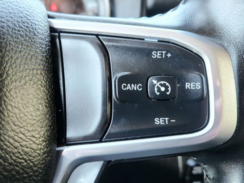 Used 2021 RAM 1500 Laramie AWD/4WD image 16