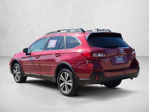Used 2018 Subaru Outback 3.6R Limited AWD/4WD image 8
