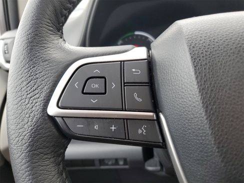 Certified 2023 Toyota Sienna XLE w/ XLE Plus Package image 22