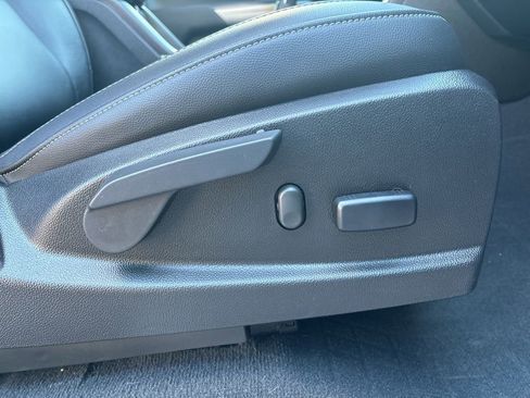 Used 2022 Chevrolet Colorado ZR2 image 21