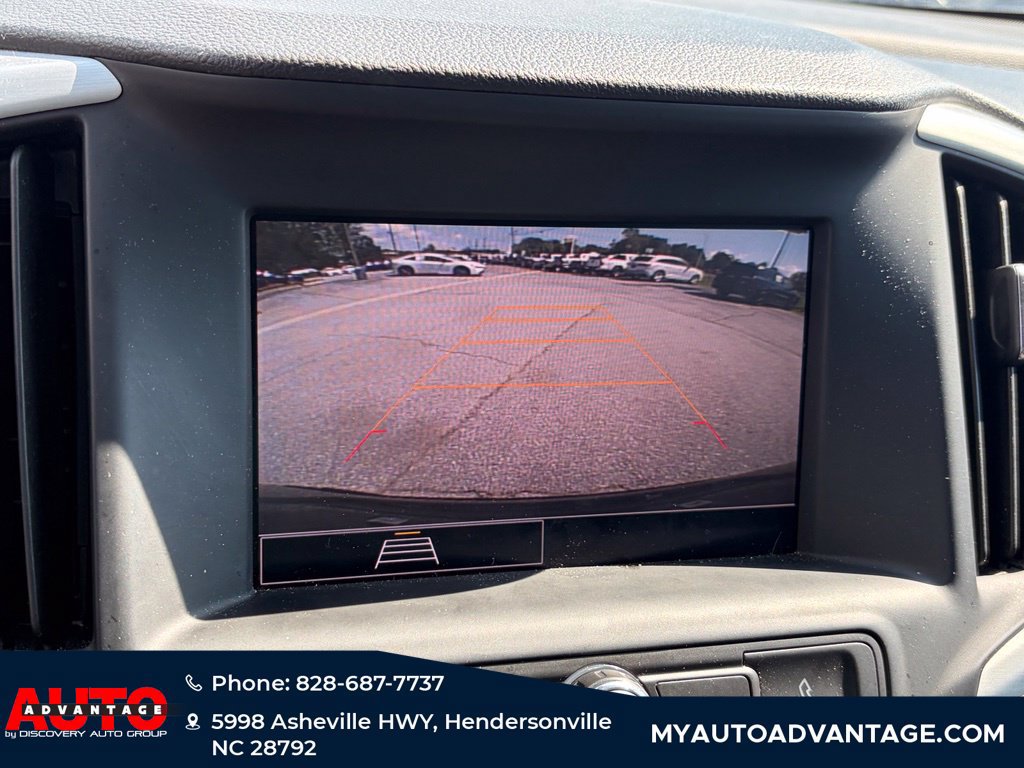 Used 2024 GMC Terrain SLE AWD/4WD image 12