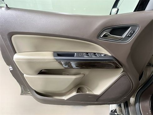 Used 2016 GMC Canyon SLT w/ Driver Alert Package image 30