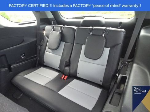 Used 2023 Ford Explorer XLT w/ Equipment Group 202A AWD/4WD image 19