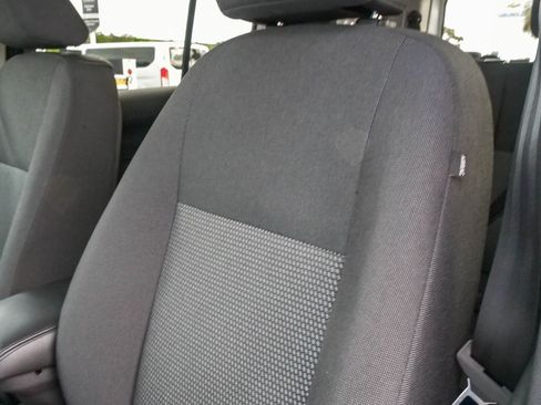 Used 2018 Ford Transit Connect XL image 22